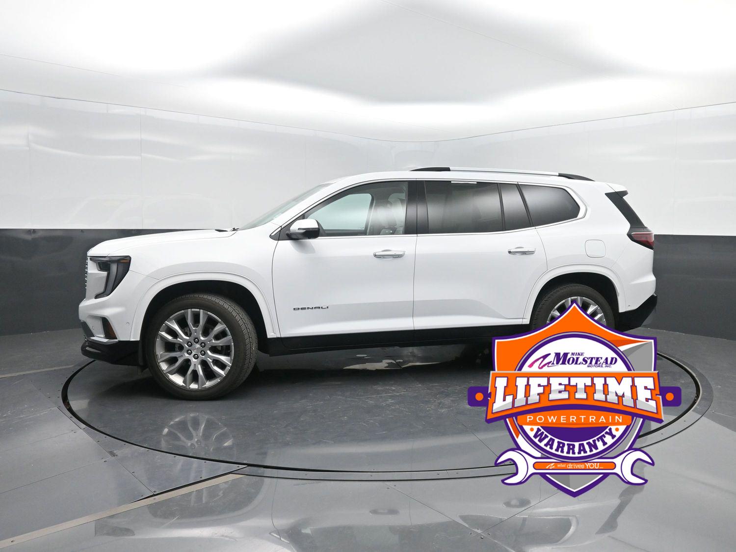 2024 GMC Acadia Denali's photo