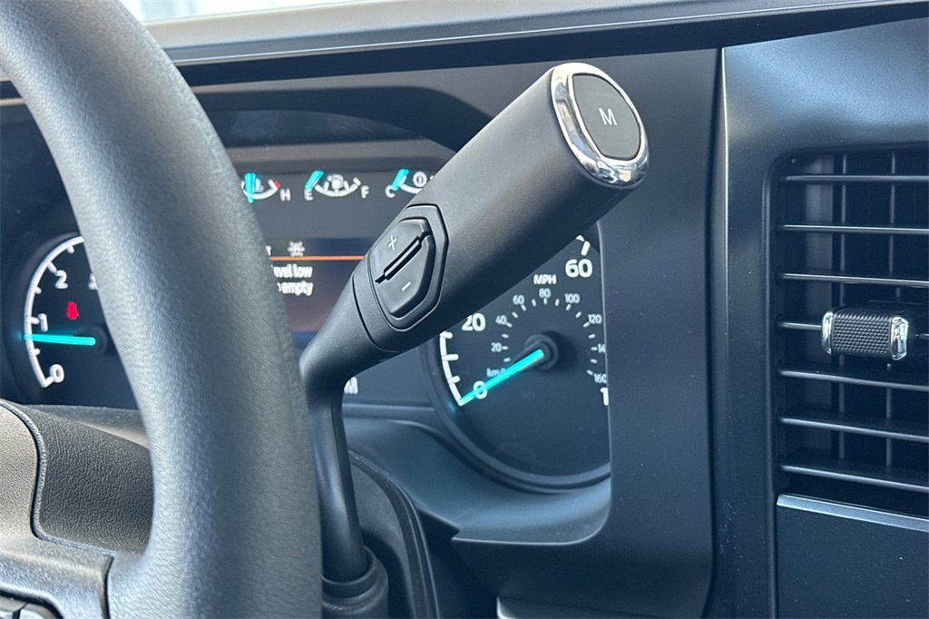 2025 Ford F-350 photo 19