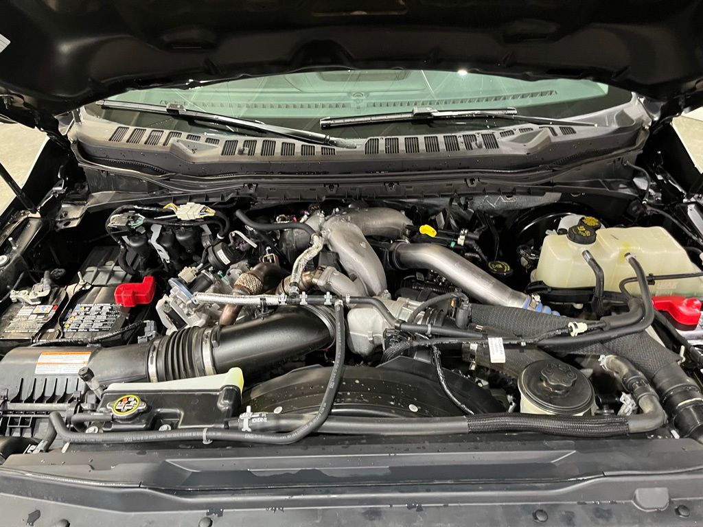 2025 Ford F-250 photo 4