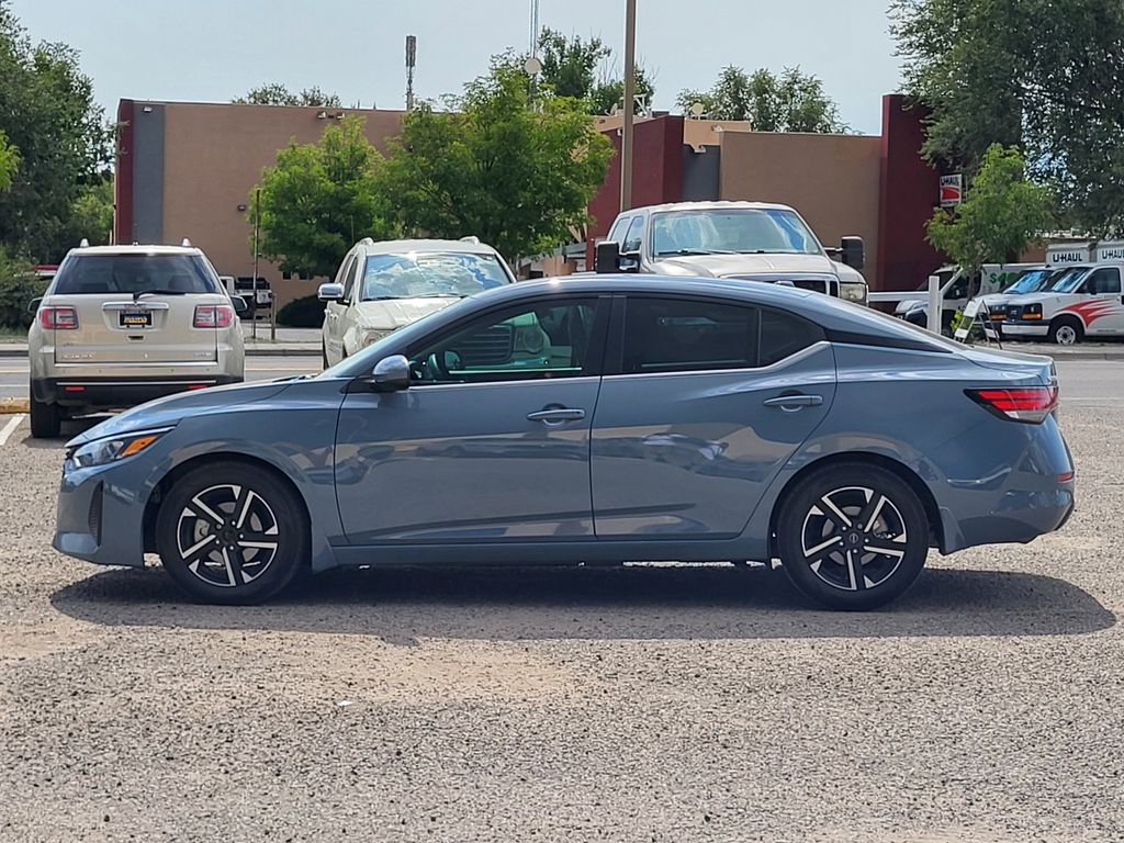 2024 Nissan Sentra SV photo 4