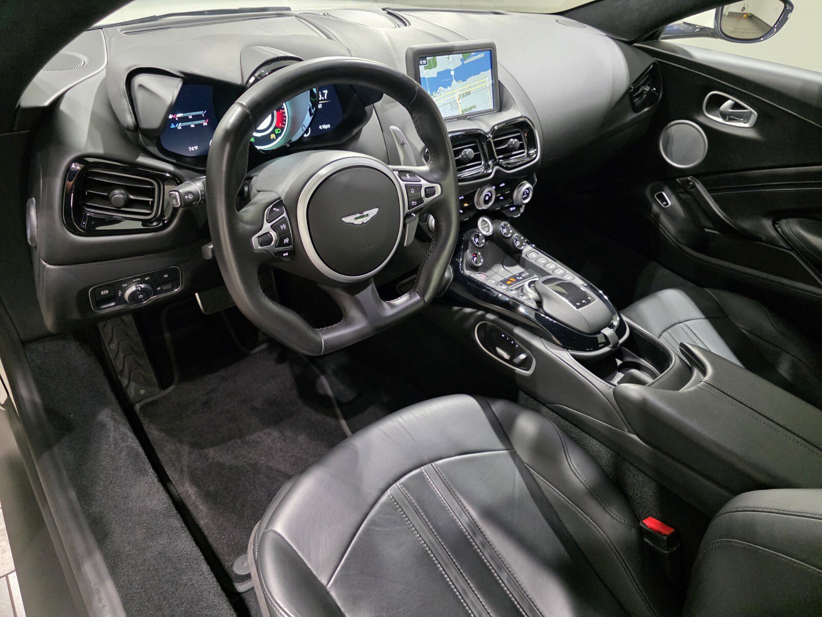 2020 Aston Martin Vantage AM6 photo 3