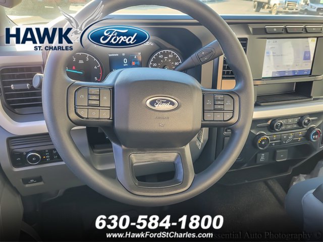 2024 FORD F-550 - Image 25