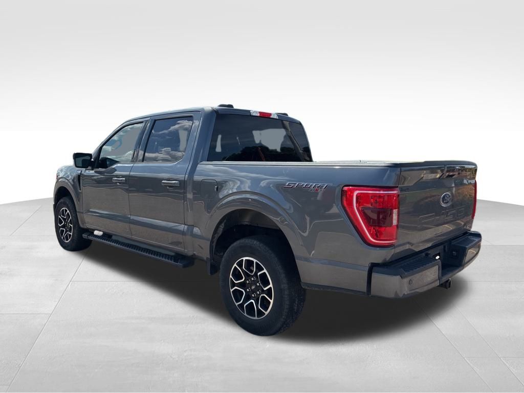 2022 Ford F-150 XLT photo 3