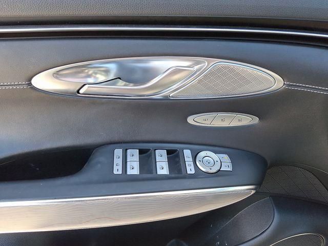 2022 Genesis GV70 2.5T photo 12