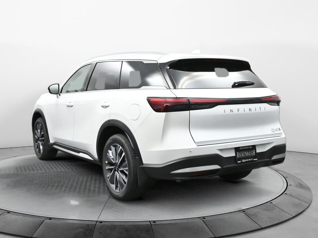 2026 Infiniti QX60 Luxe photo 5