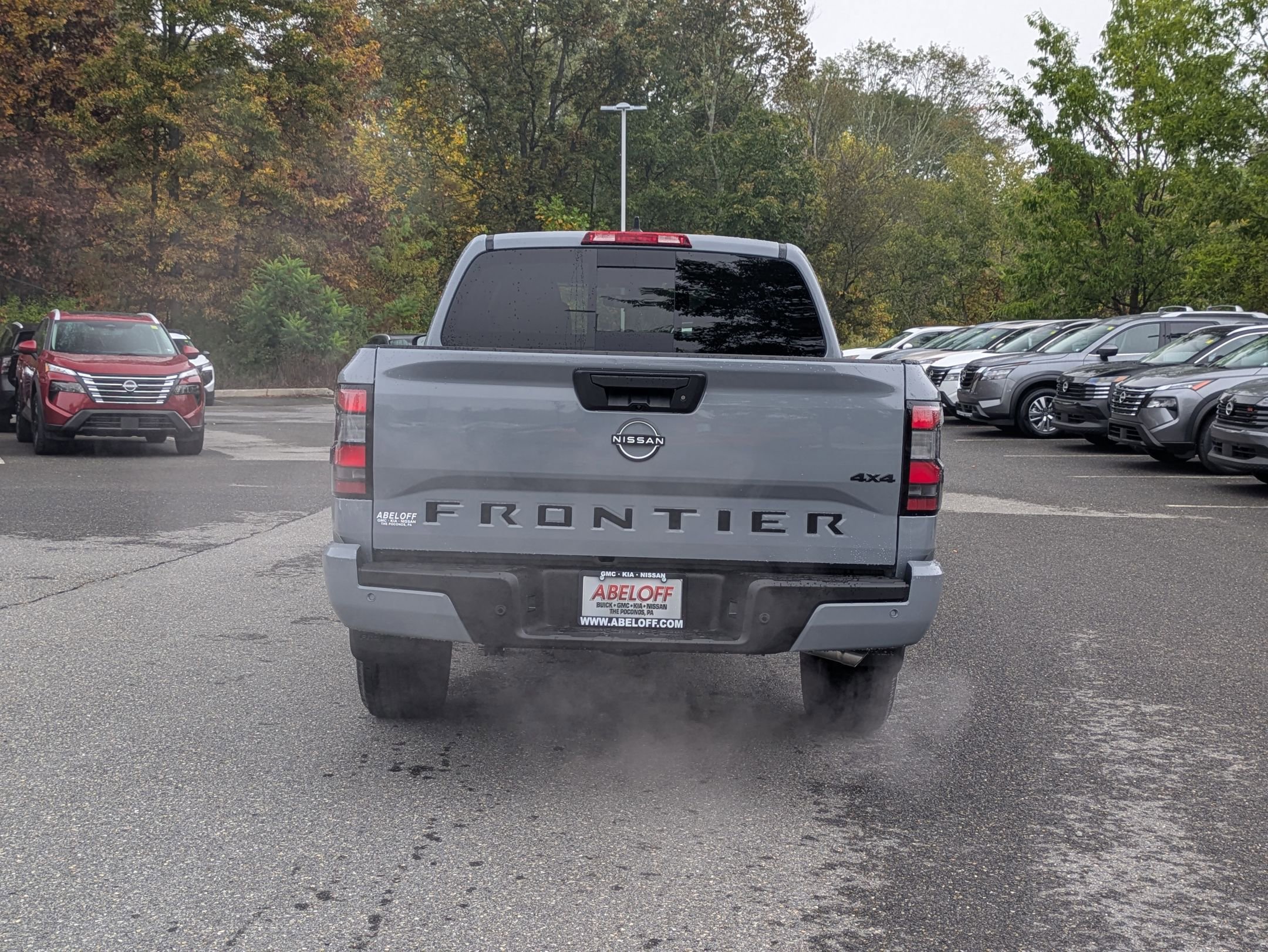2026 Nissan Frontier Crew Cab SV photo 5