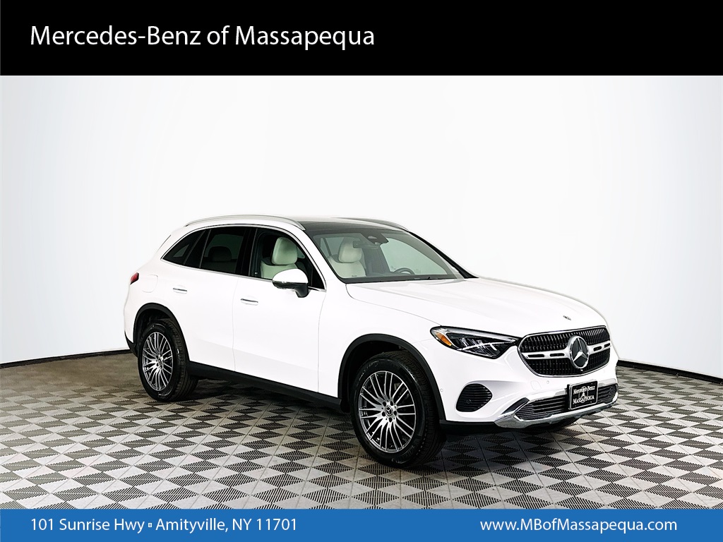 2026 Mercedes-Benz GLC Base's photo