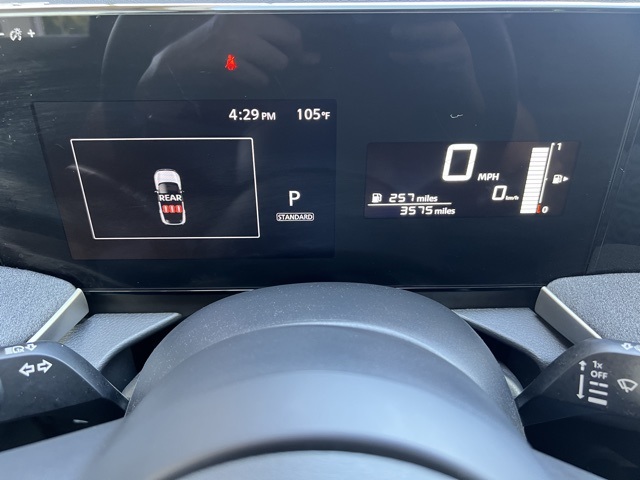 2025 Nissan Kicks SV photo 10
