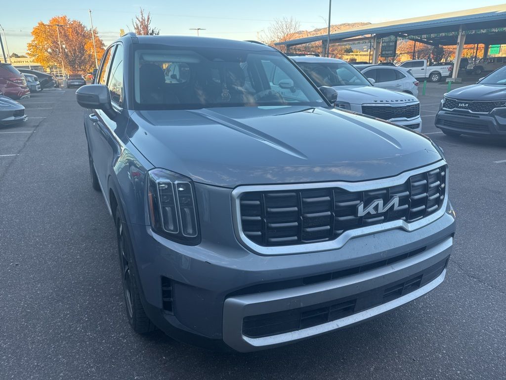 2023 Kia Telluride S's photo