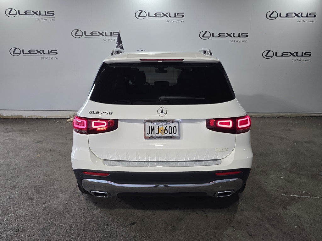 2020 Mercedes Benz GLB 250 photo 9