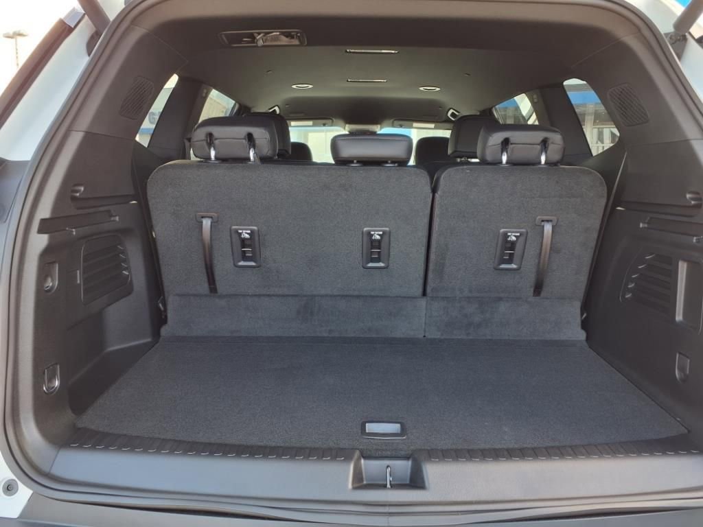 2026 Gmc Acadia Elevation photo 5