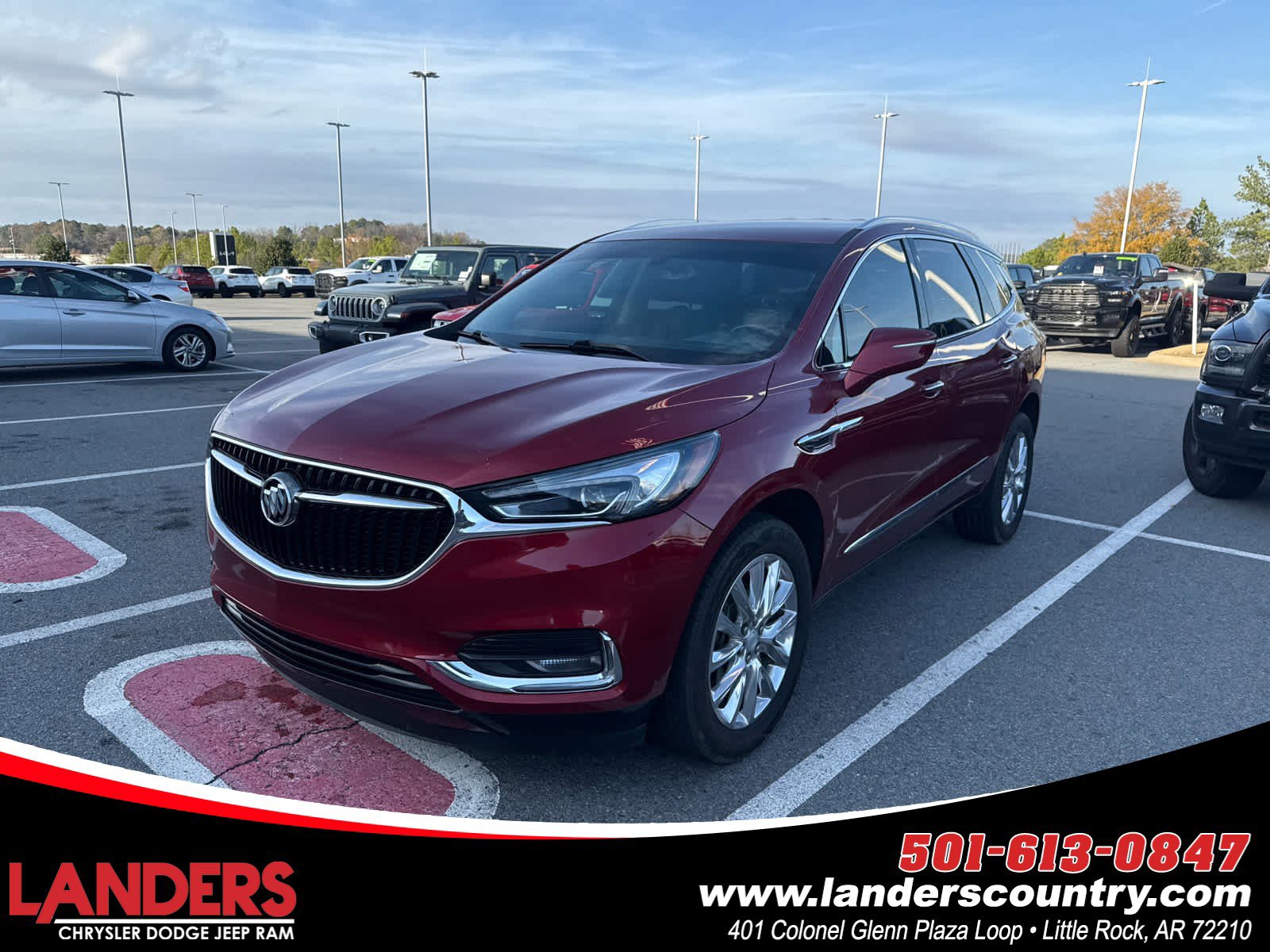 2020 Buick Enclave Essence's photo