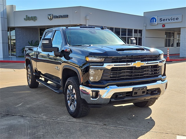 2024 Chevrolet Silverado 2500HD LT's photo