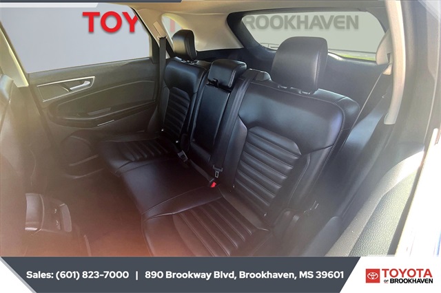 2024 Ford Edge SEL photo 16