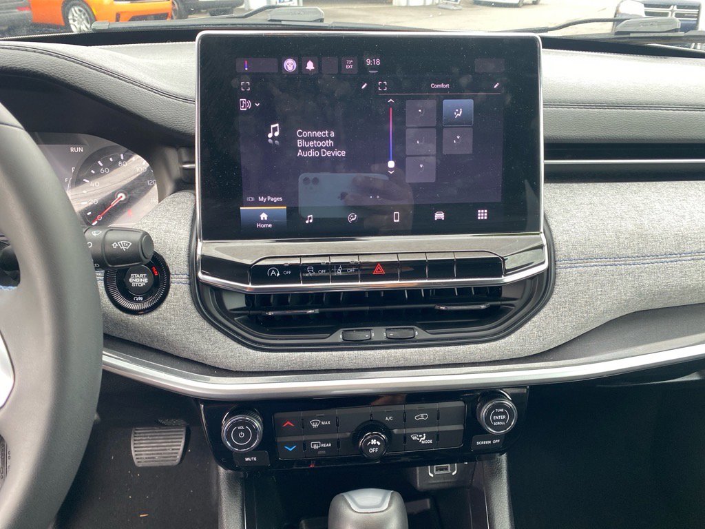2022 Jeep Compass Latitude photo 10
