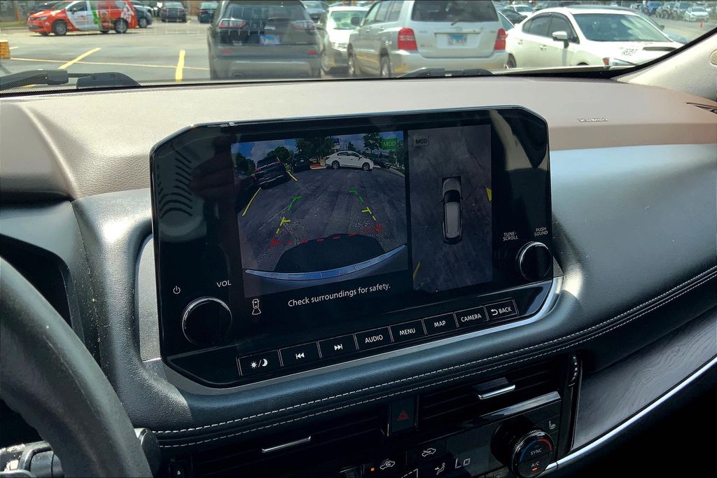 2021 Nissan Rogue Platinum photo 19