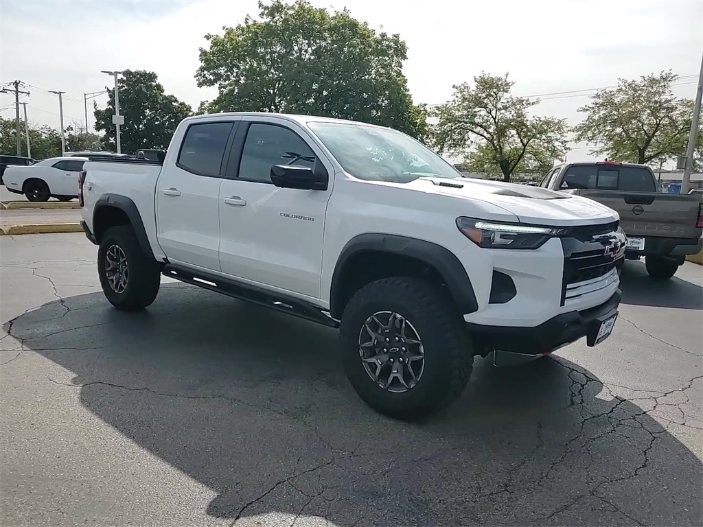 2025 Chevrolet Colorado ZR2 photo 5
