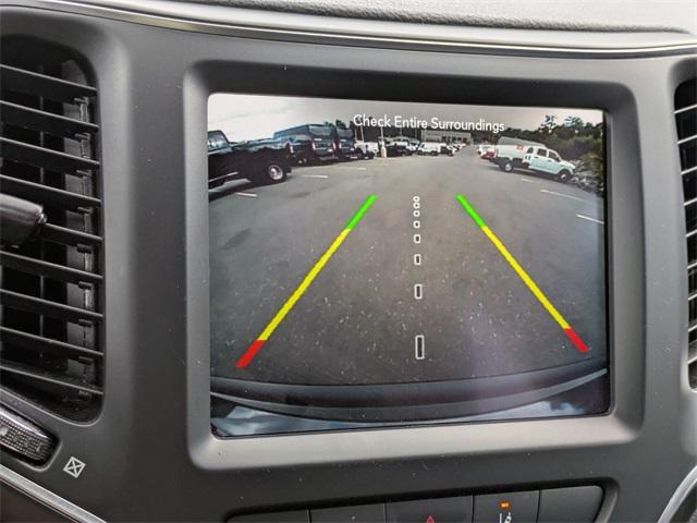 2023 Jeep Cherokee Altitude photo 17