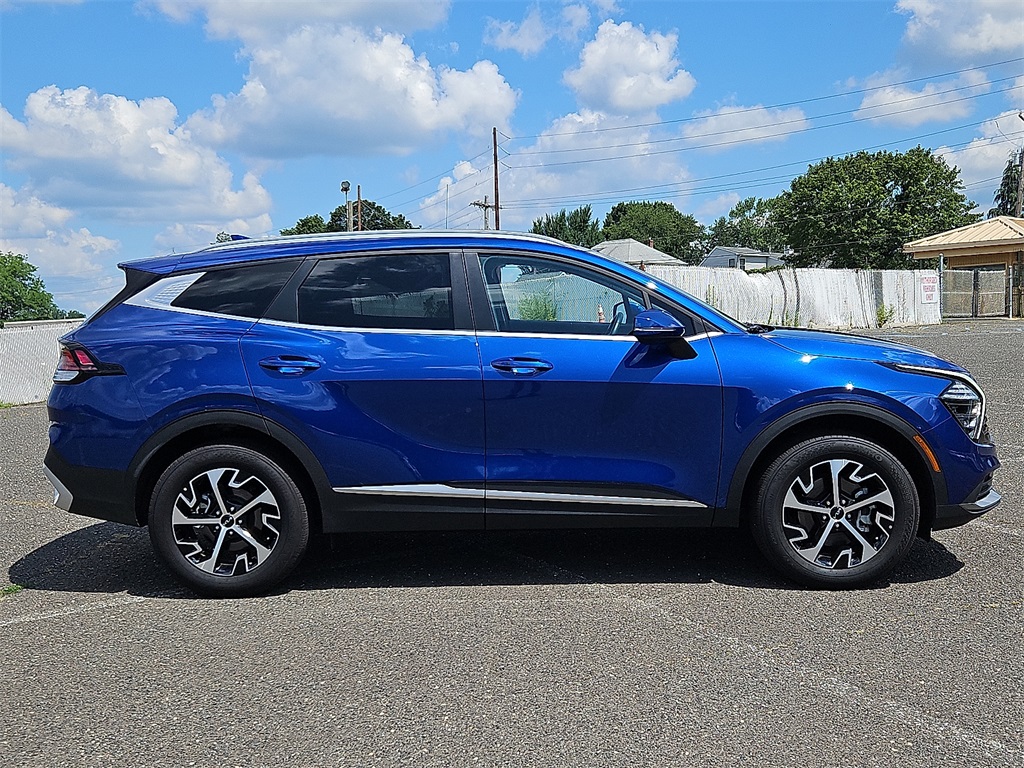 2025 Kia Sportage EX photo 8
