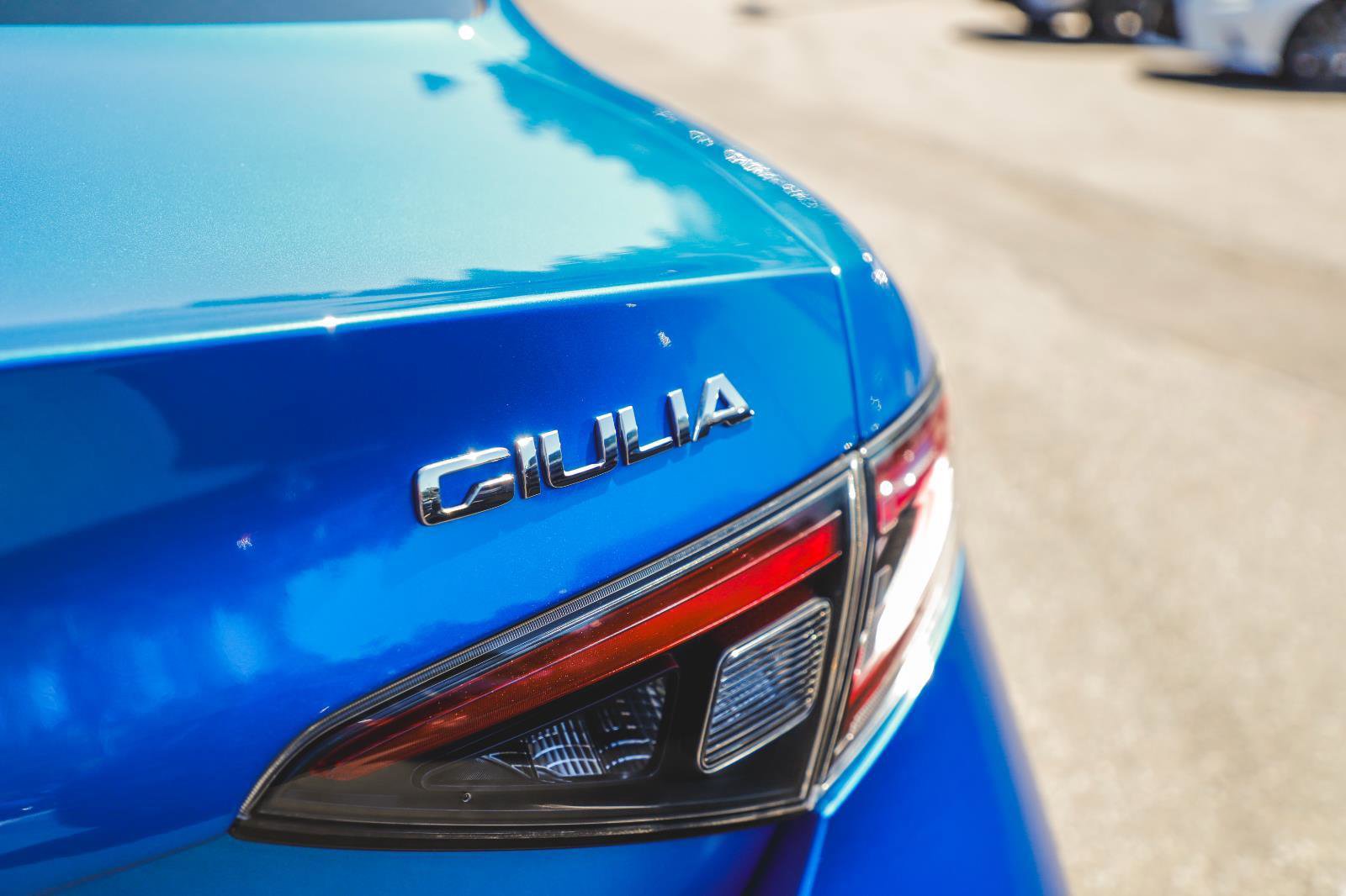 2025 Alfa Romeo Giulia Base photo 12
