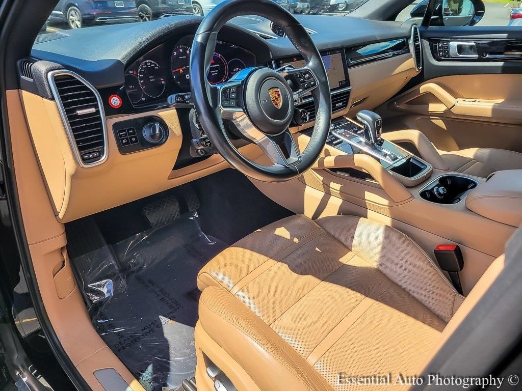 2021 Porsche Cayenne Coupe Base photo 10
