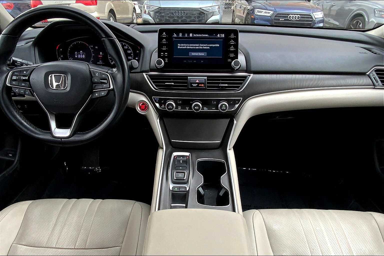 2022 Honda Accord Touring photo 14