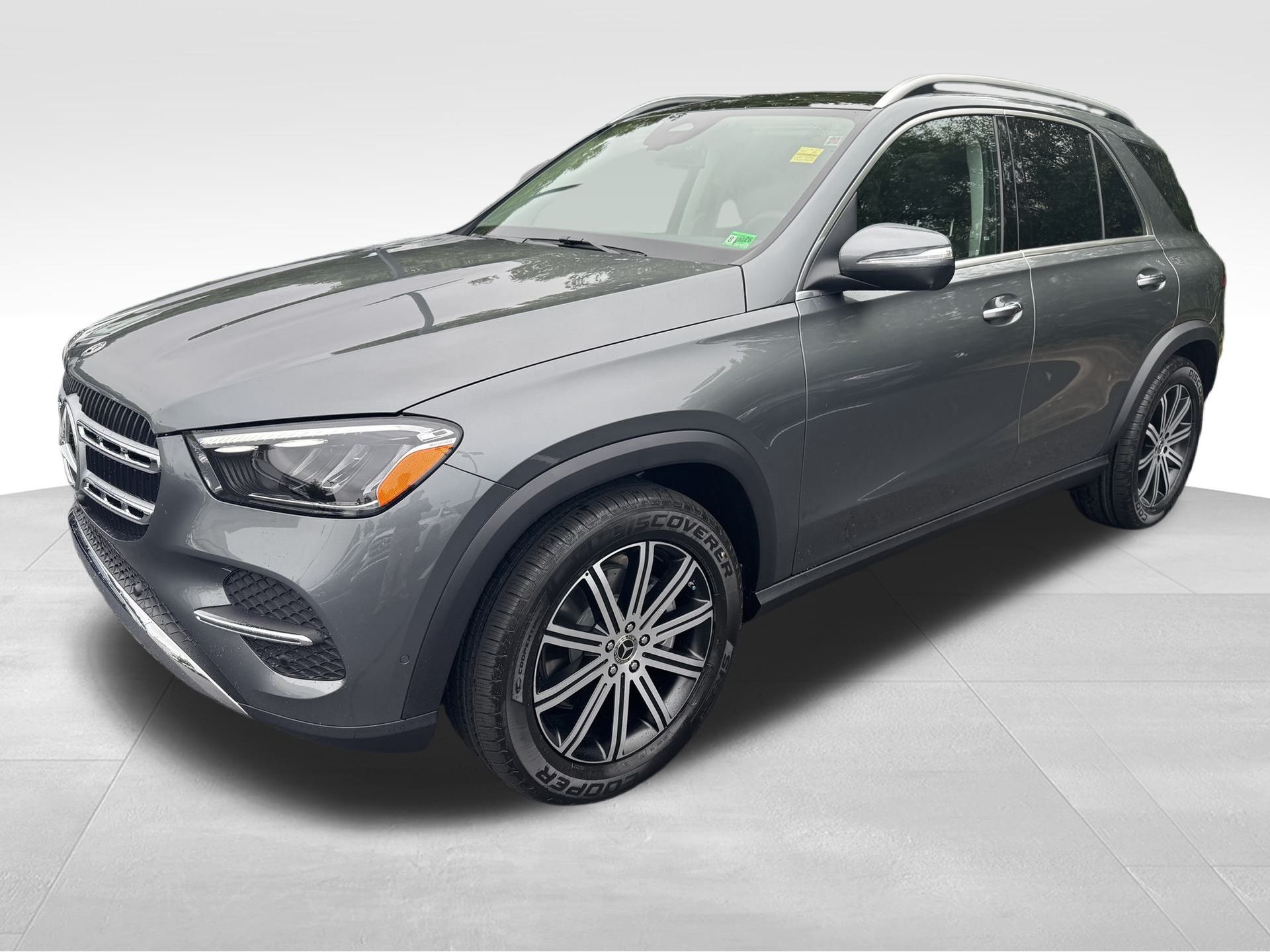 2026 Mercedes Benz GLE 350 4MATIC photo 3