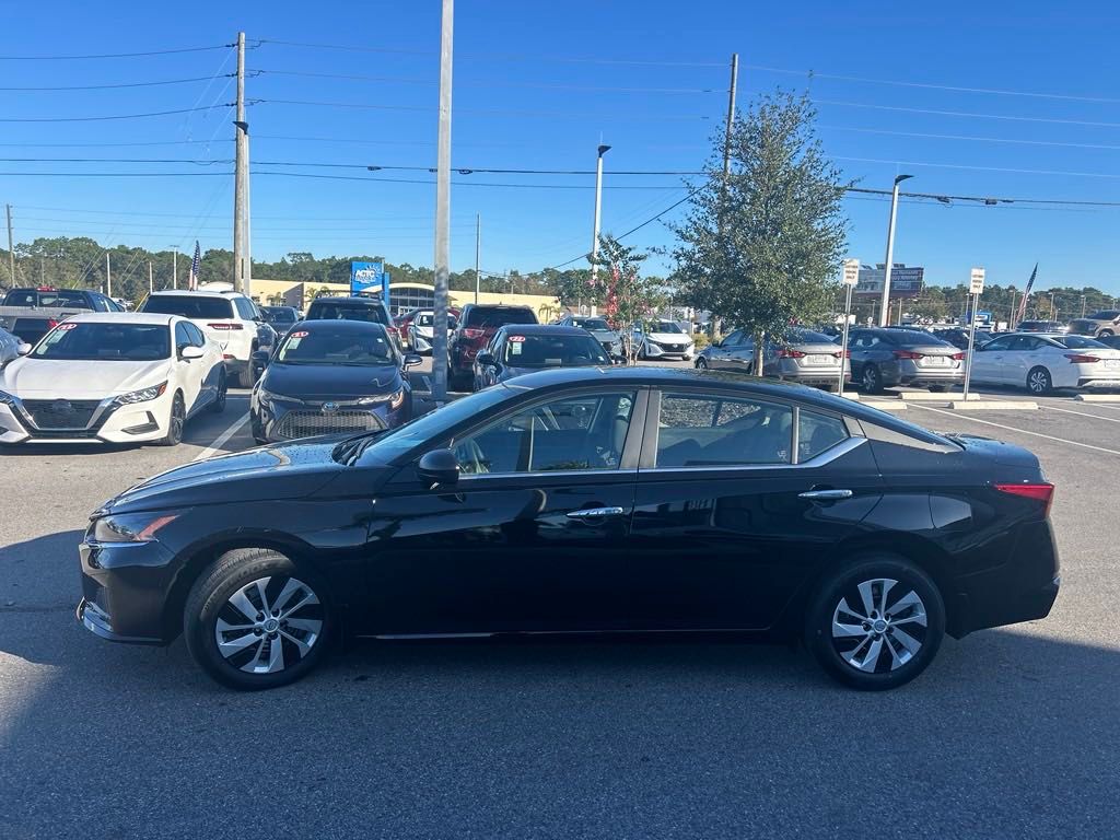 2025 Nissan Altima 2.5 S photo 4