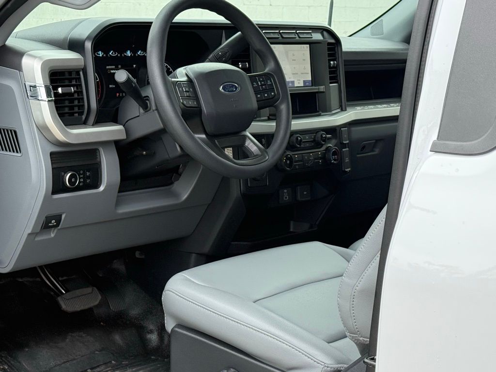 2024 Ford F-450 XL photo 7
