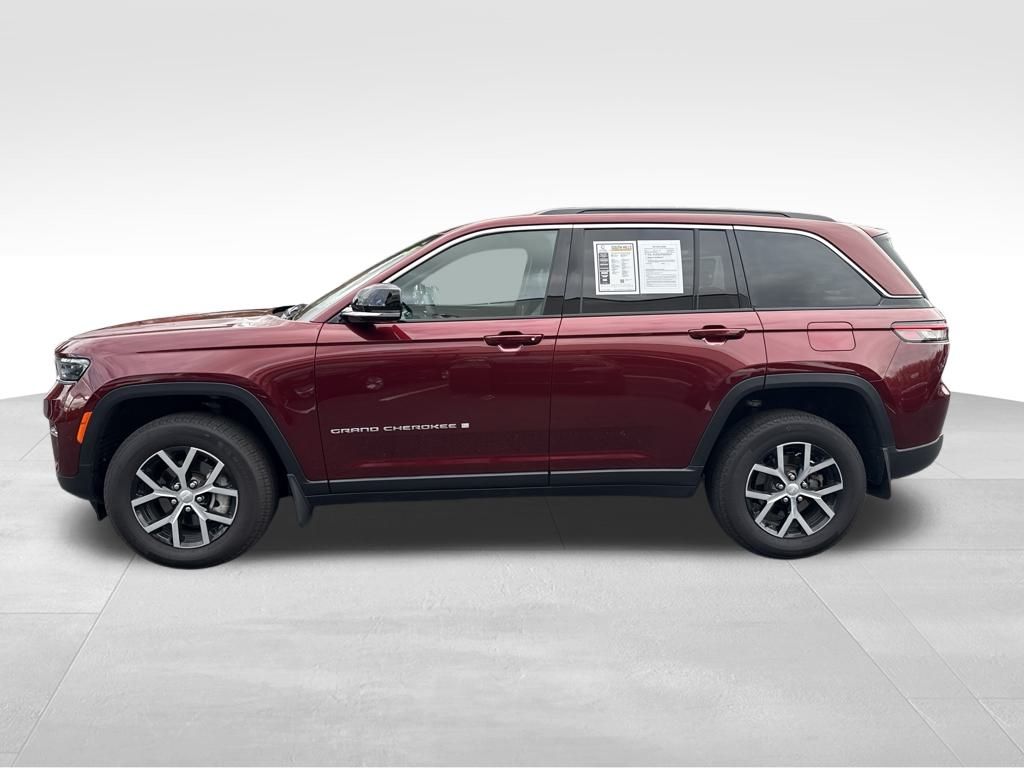 2024 Jeep Grand Cherokee Limited photo 3