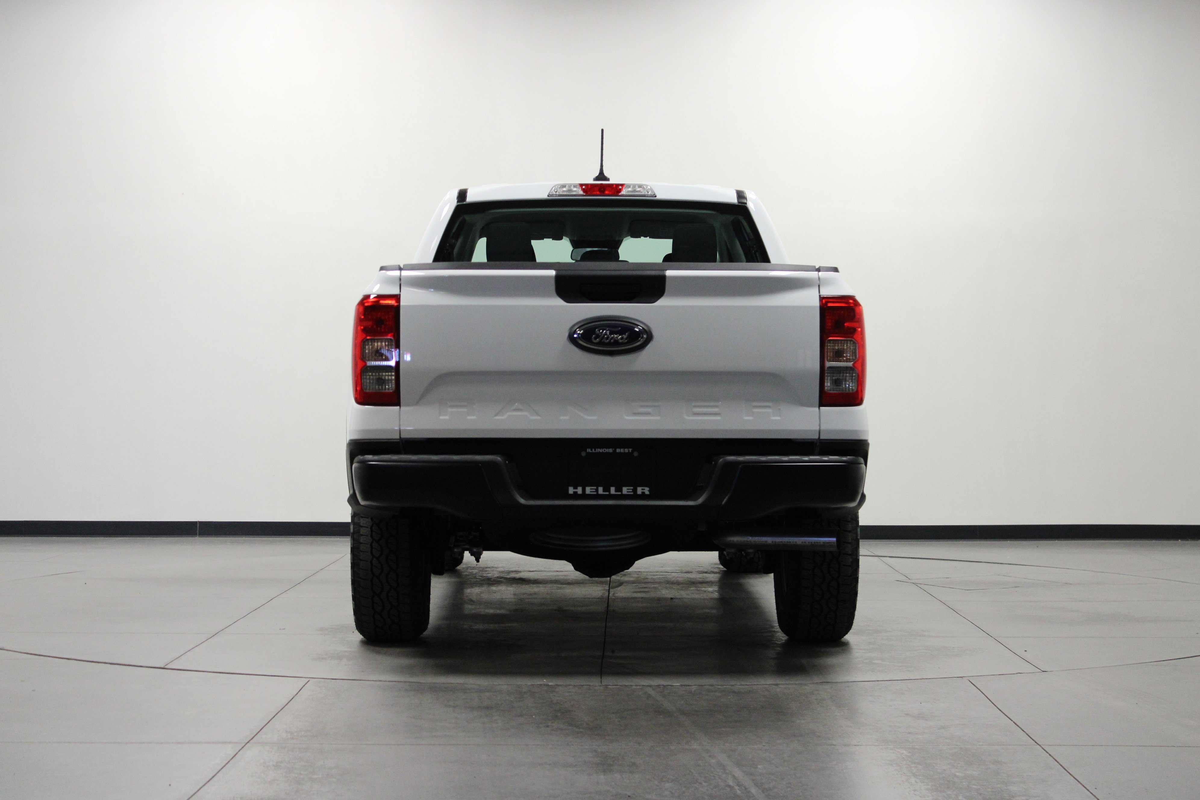 2025 Ford Ranger XL photo 4