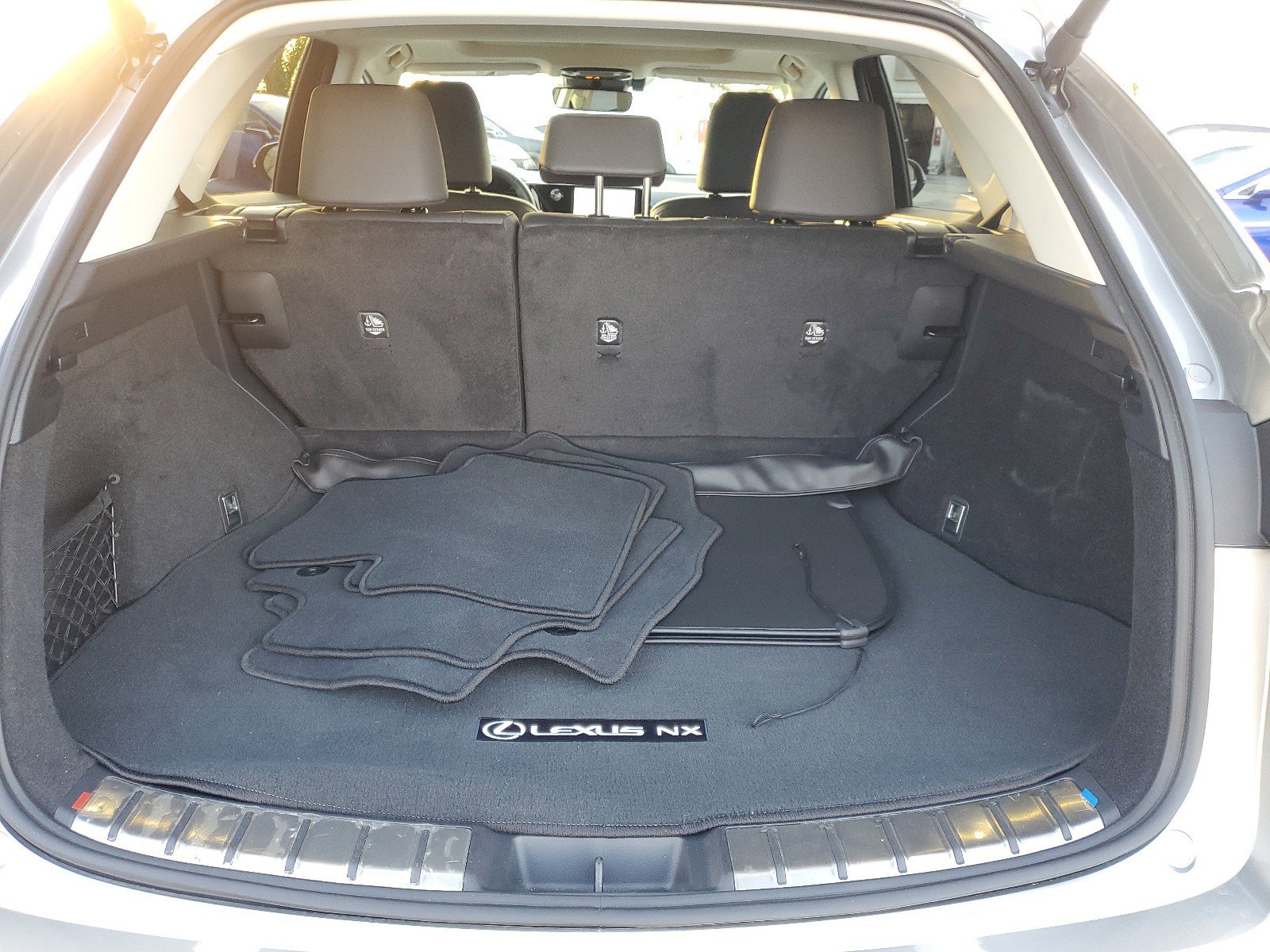 2024 Lexus NX 250 photo 9