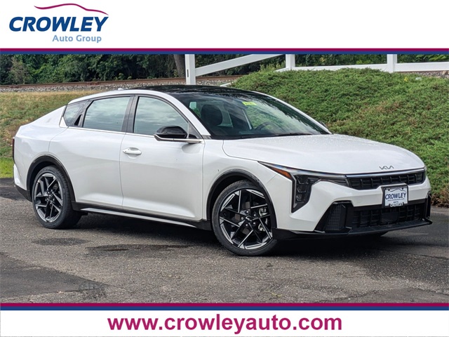 2025 Kia K4 GT-Line's photo