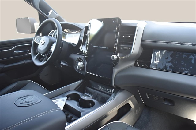 2026 Ram 1500 Laramie photo 17