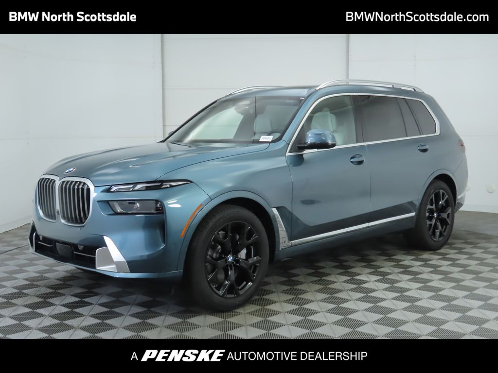 2026 BMW X7 40i's photo