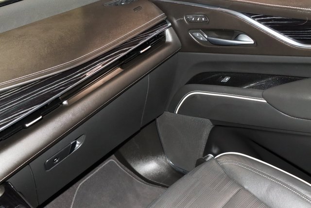 2023 Cadillac Escalade Sport photo 18