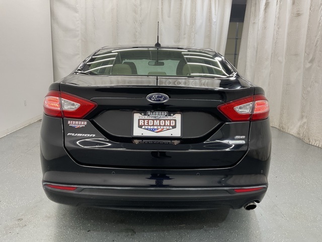 2016 Ford Fusion SE photo 6