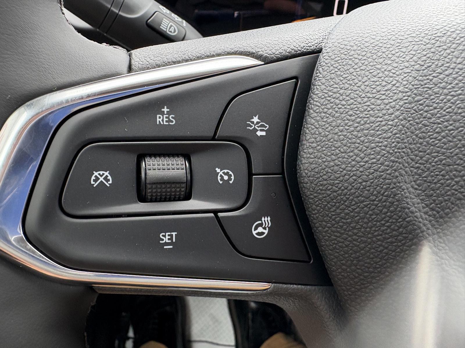 2025 Chevrolet Trax ACTIV photo 13