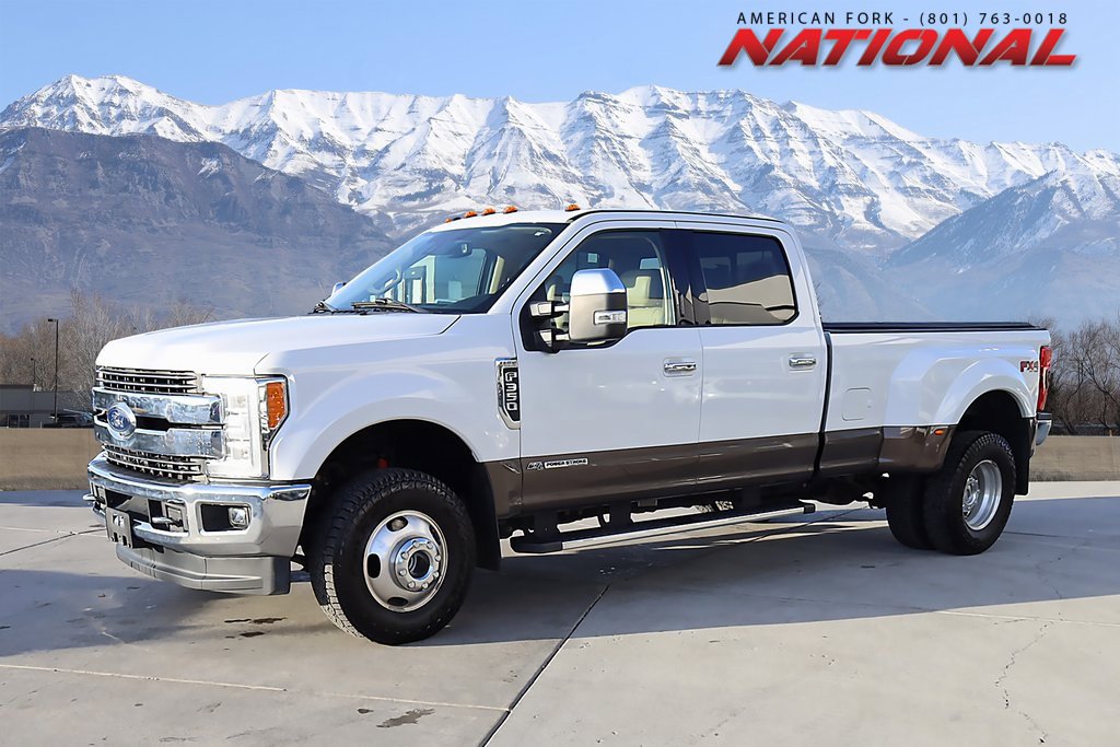 2017 Ford F-350 Super Duty Lariat