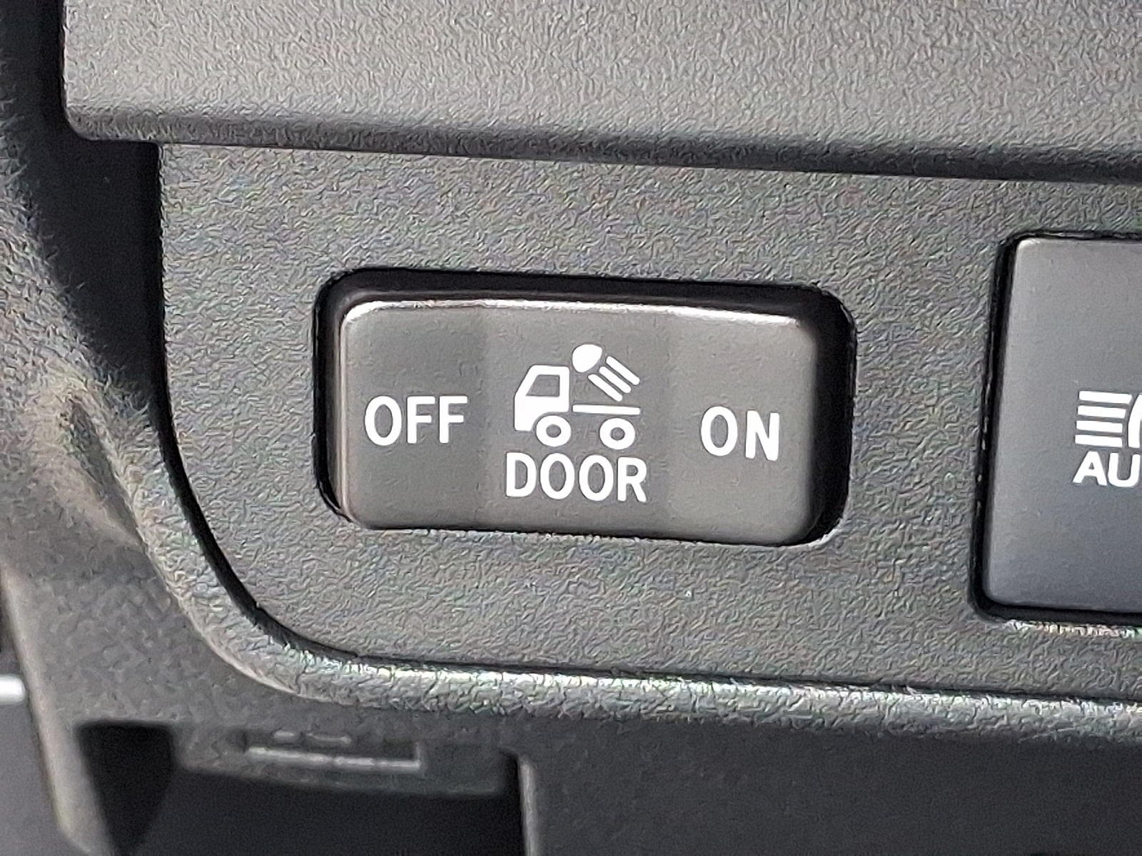 2023 Toyota Tacoma SR5 photo 26