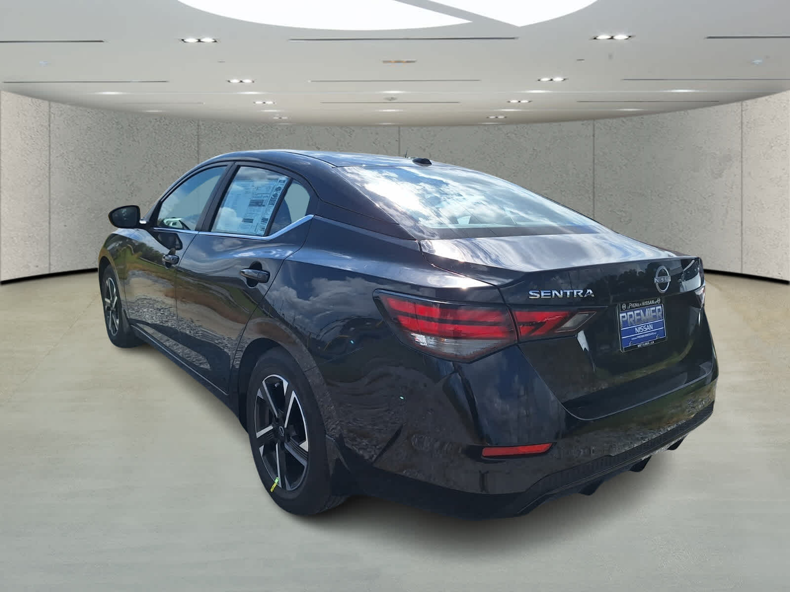 2025 Nissan Sentra SV photo 3