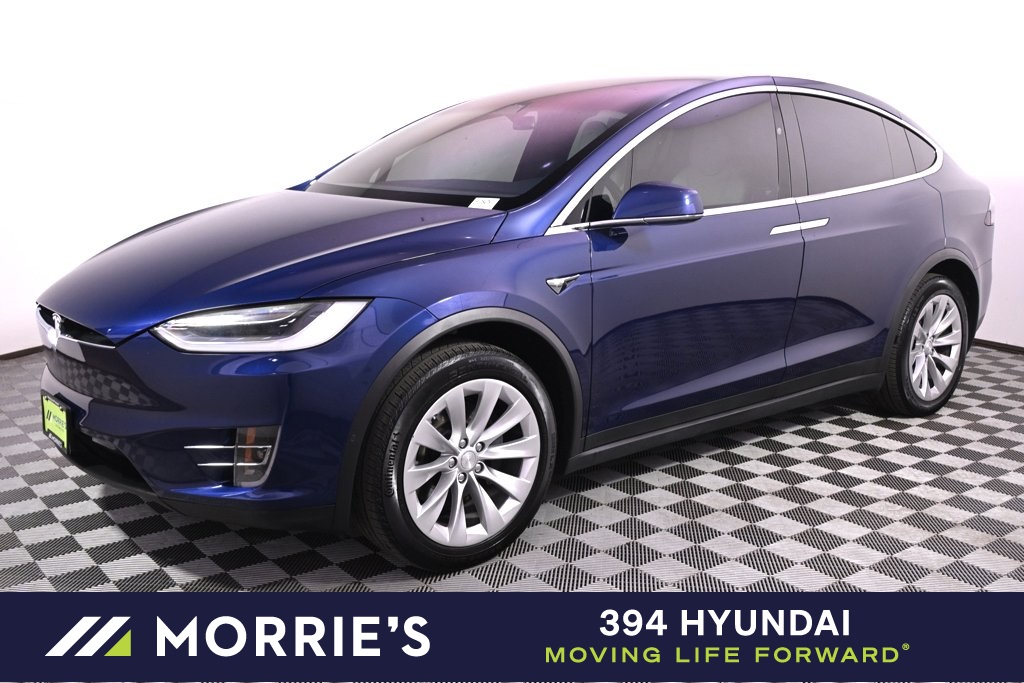 Used 2018 Tesla Model X 75D with VIN 5YJXCAE2XJF105475 for sale in St. Louis Park, Minnesota