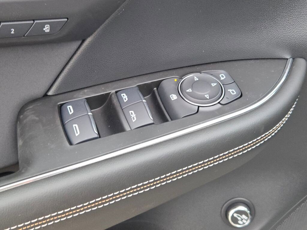 2025 Buick Envision Sport Touring photo 20