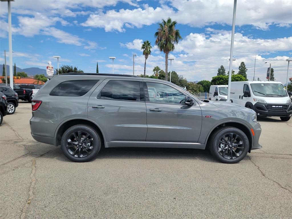 2025 Dodge Durango GT Plus photo 3