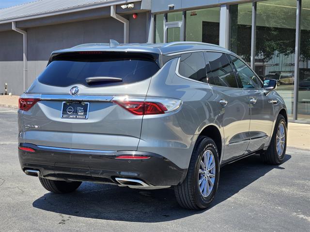 2024 Buick Enclave Premium photo 3