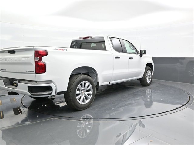 2026 Chevrolet Silverado 1500 Custom photo 6