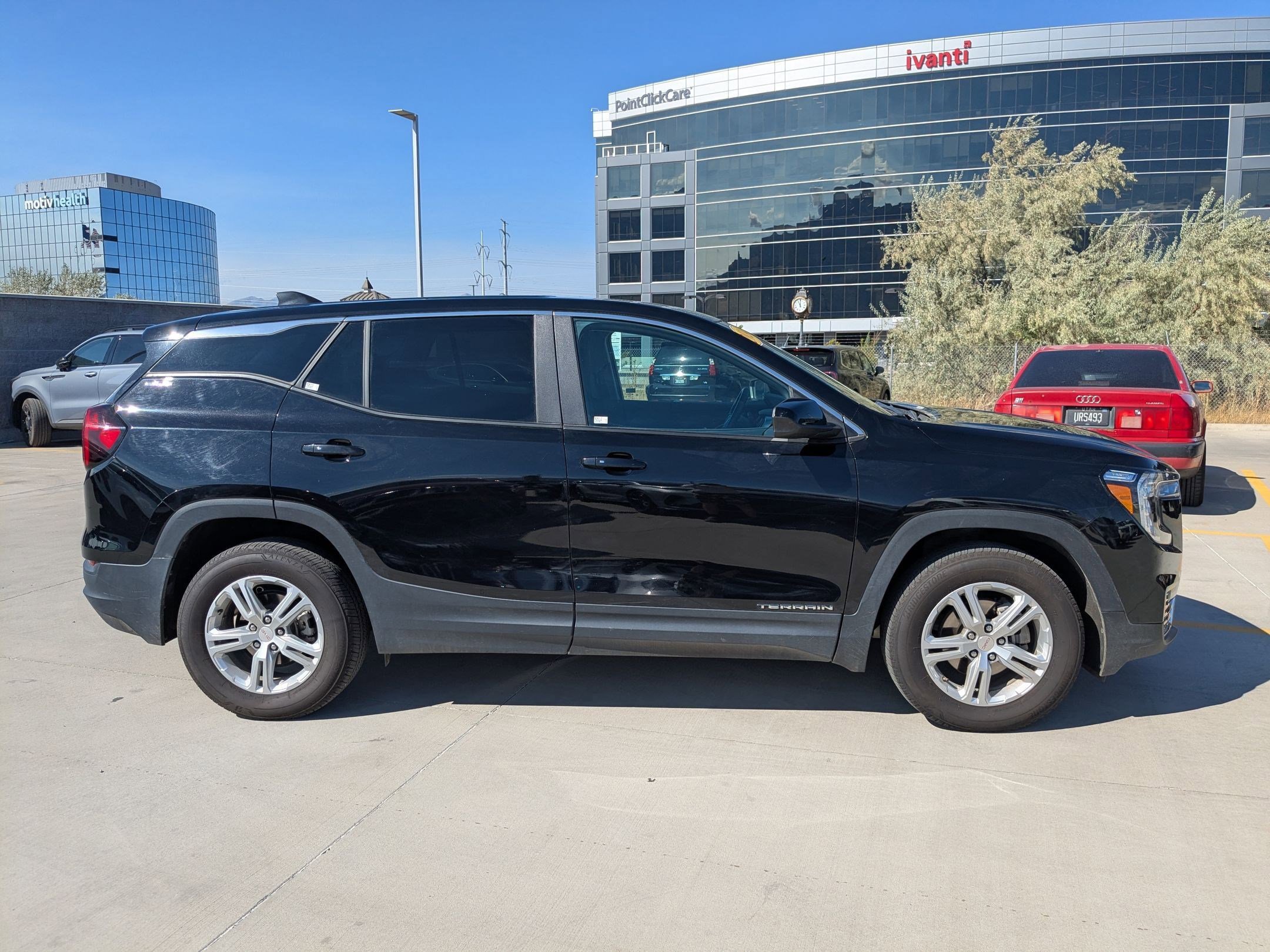 2024 Gmc Terrain SLE photo 5