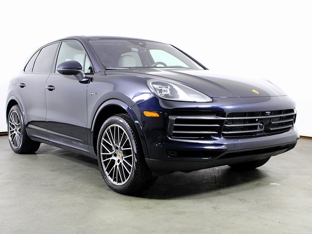 2023 Porsche Cayenne E-Hybrid Platinum Edition photo 8