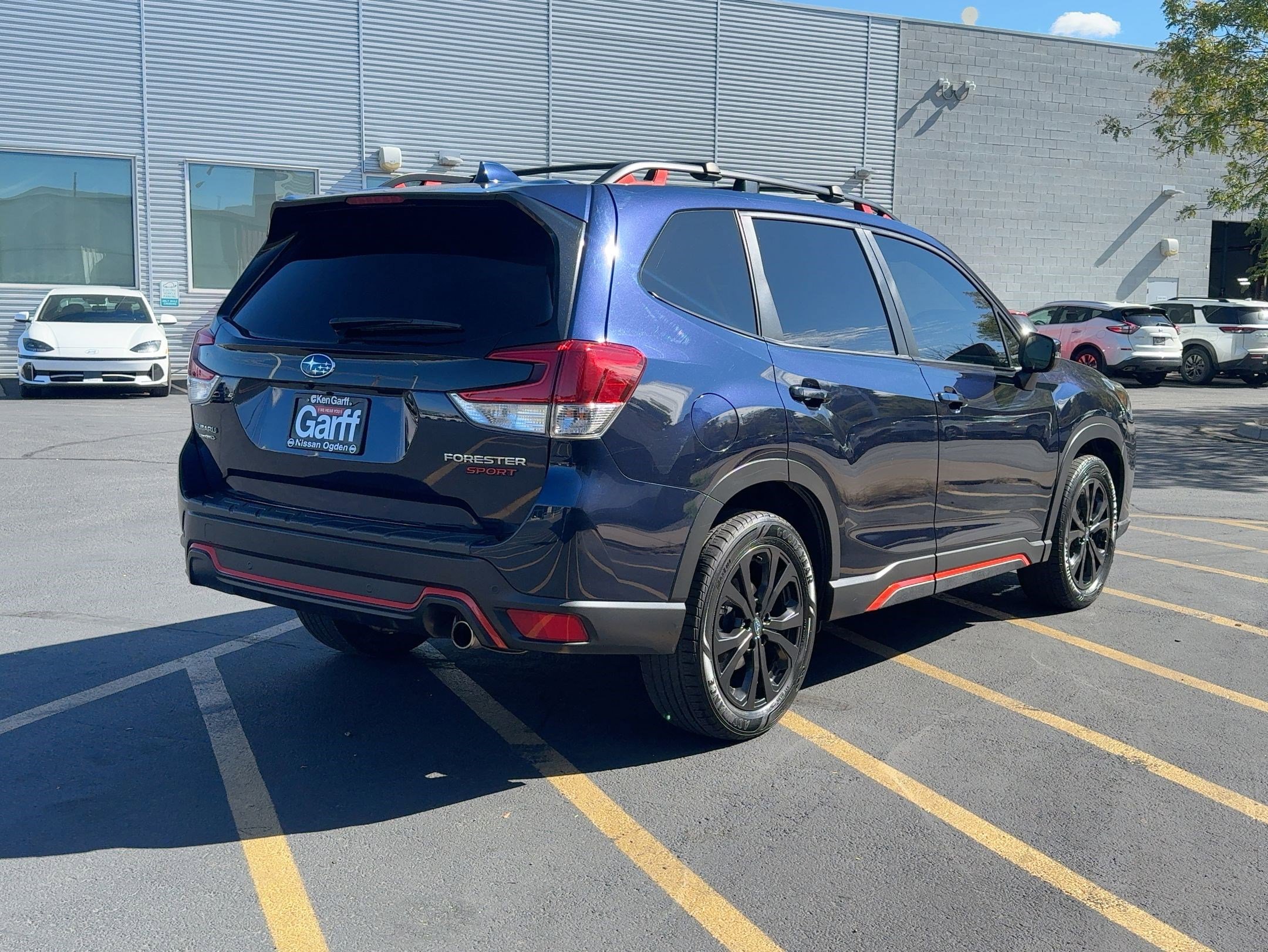2022 Subaru Forester Sport photo 2