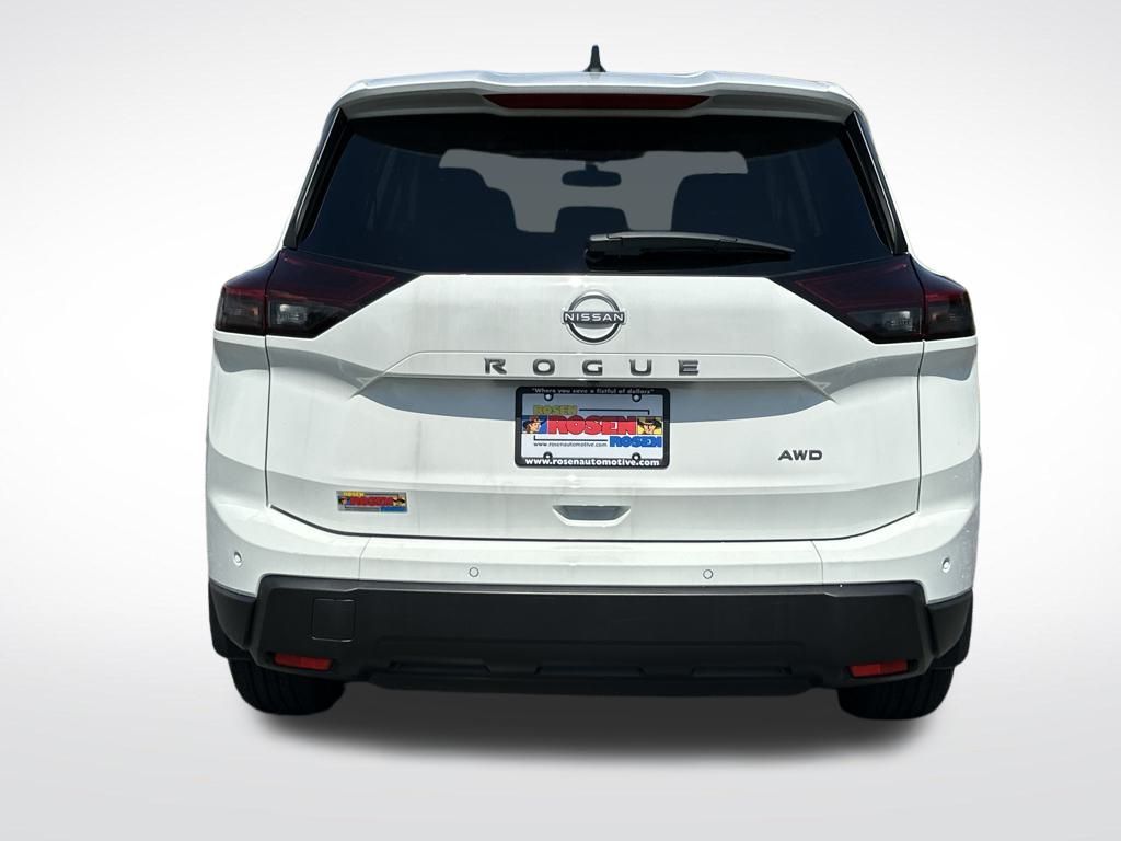 2026 Nissan Rogue S photo 4